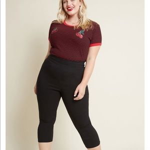 ModCloth High rise stretch capris